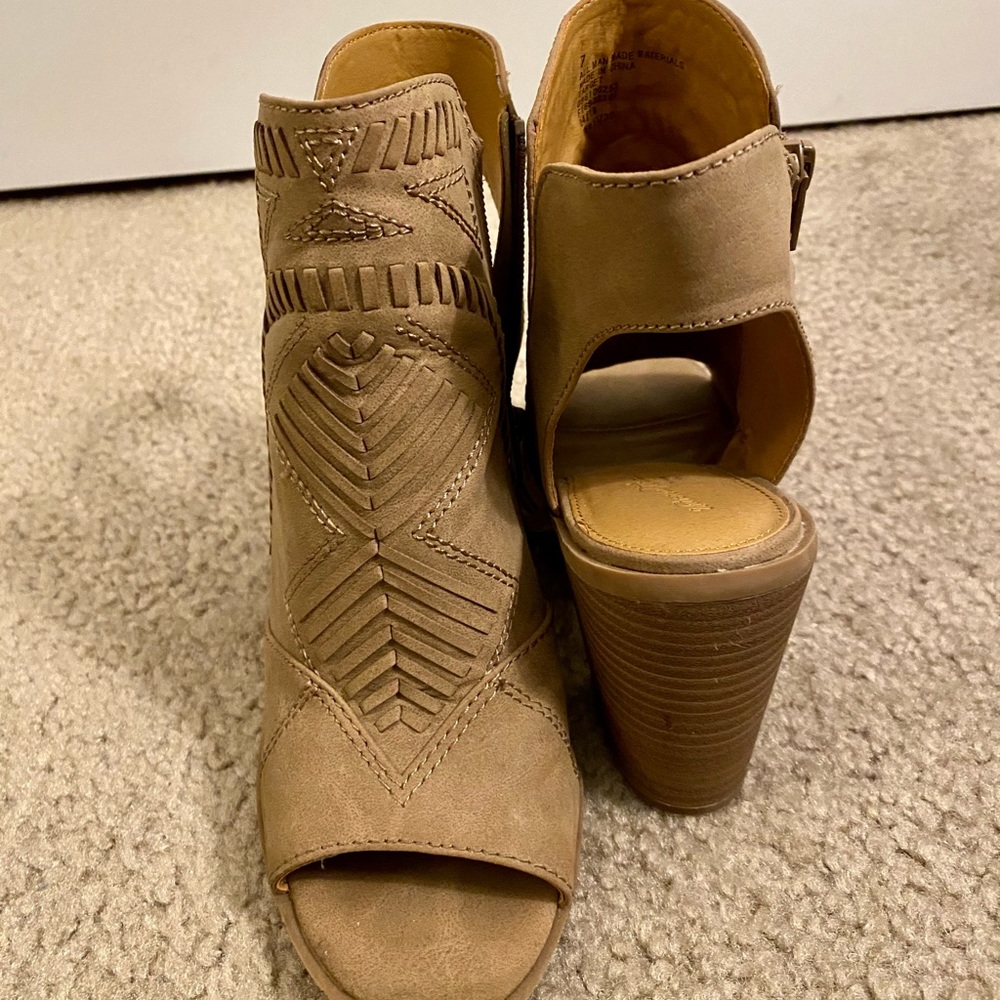 Target Tan Heeled Booties - Picture 3 of 4